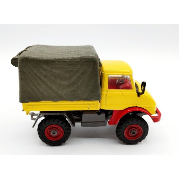 Corgi Toys #406 Mercedes Benz  Unimog w/ Canopy - Picture 4 of 9
